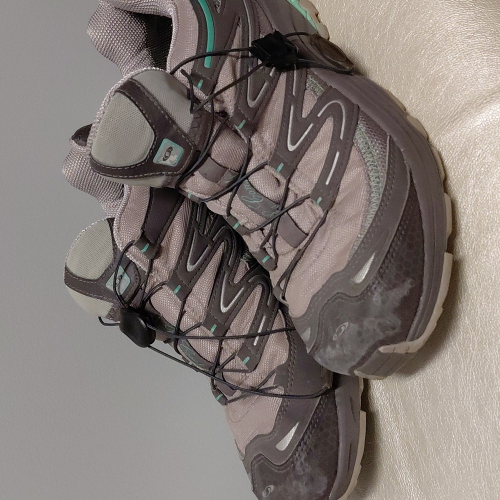 Salomon XA Pro 3D Trail Shoes - Gray and Green, Size 8.5